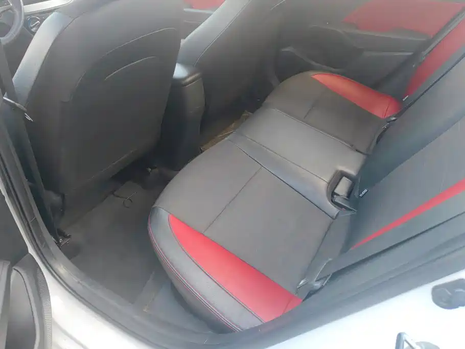 Hyundai Verna — миниатюра 11