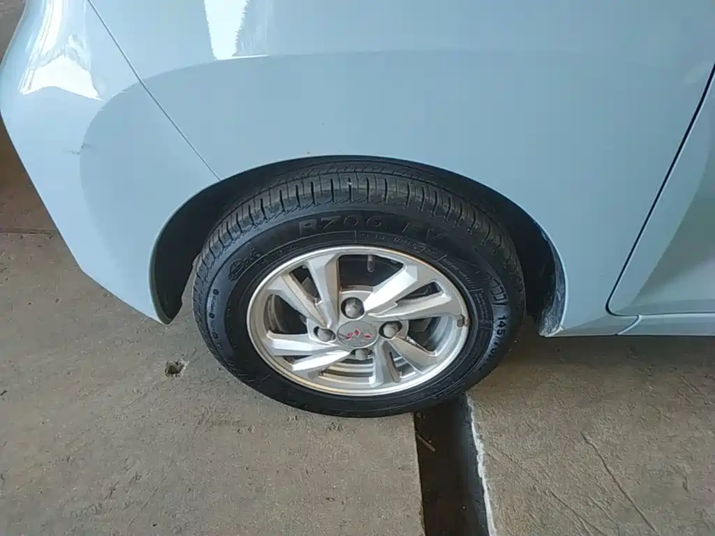 Wuling MINIEV — миниатюра 23