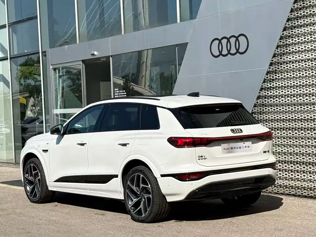 Audi Q6L e-tron — миниатюра 4
