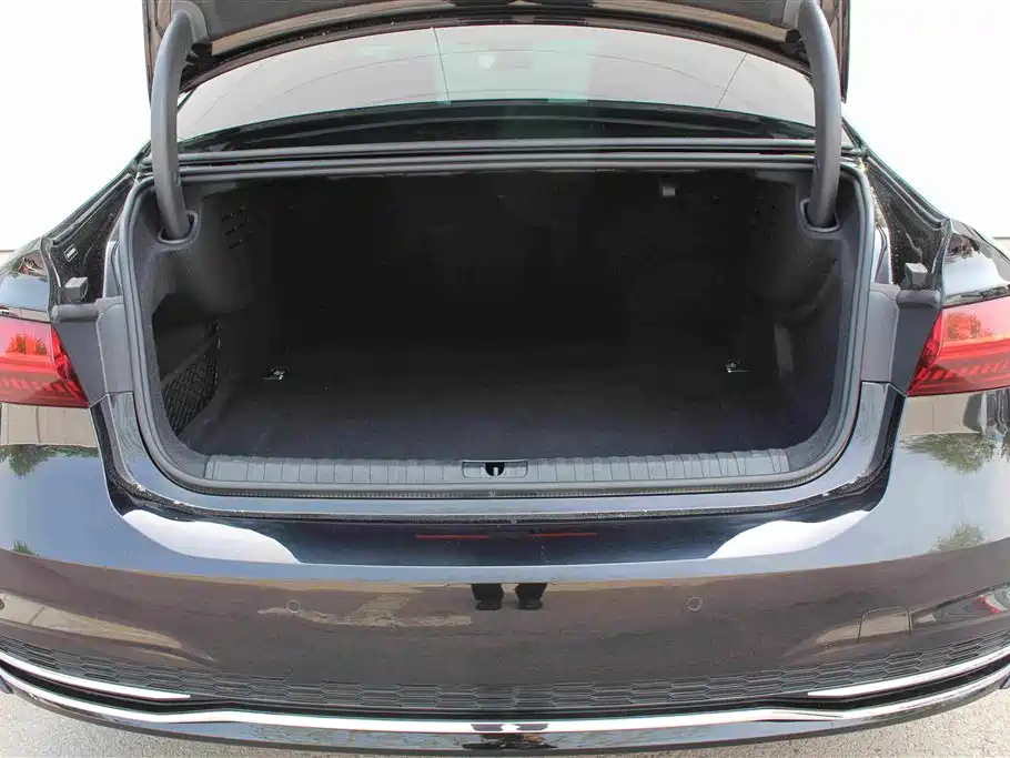 Audi A7L — миниатюра 17