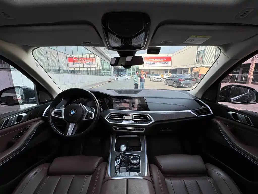 BMW X5 (Import) — миниатюра 9