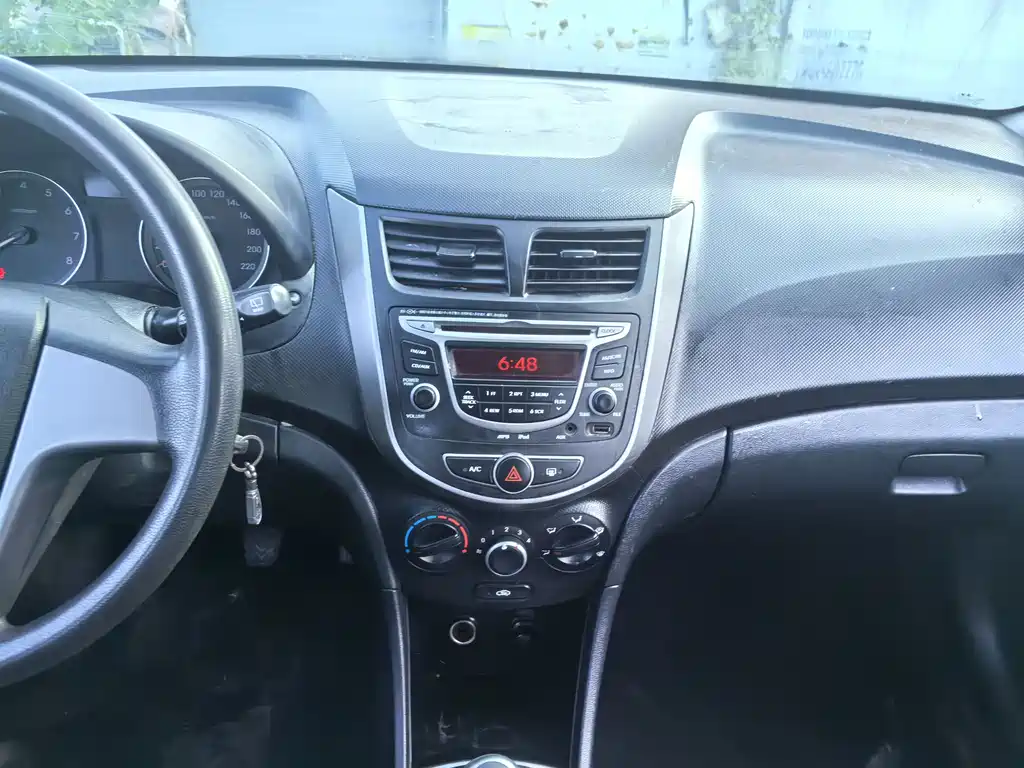 Hyundai Ruiyi 1.4L Manual GLX, фото 12