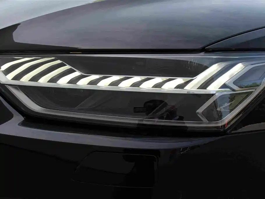 Audi A7L — миниатюра 12