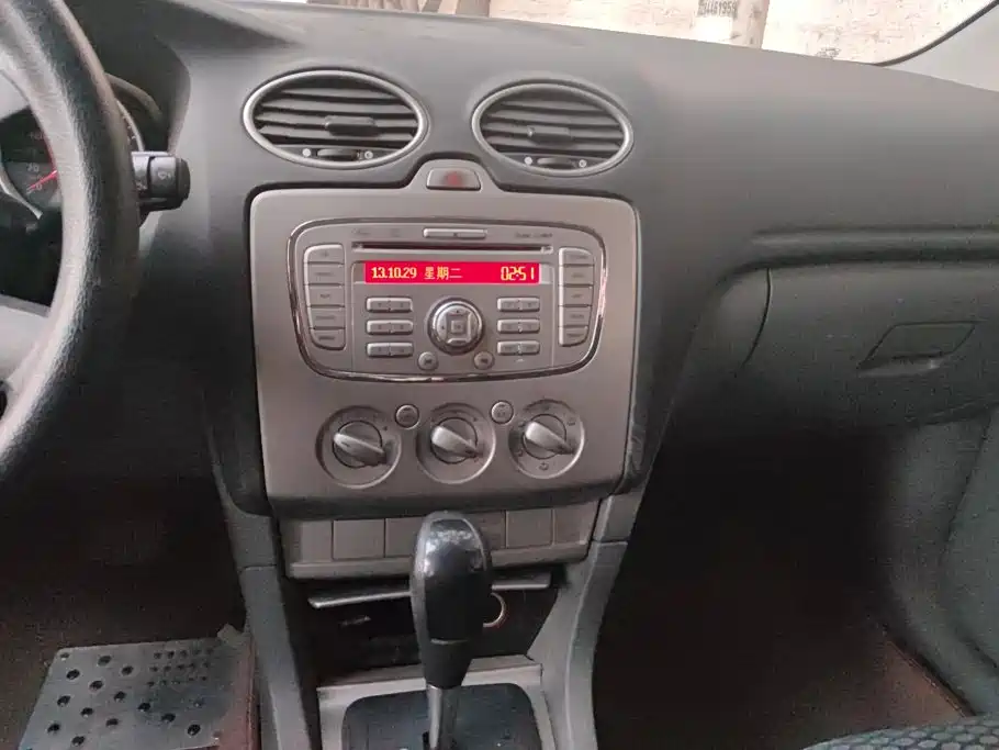 Ford Focus — миниатюра 13