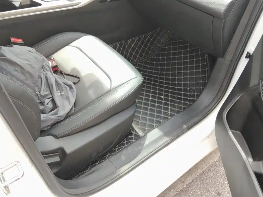 Geely Emgrand — миниатюра 8