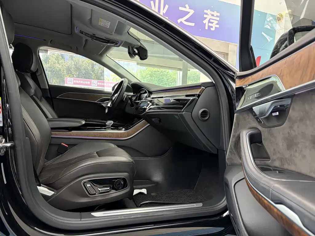 Audi A8 — миниатюра 14
