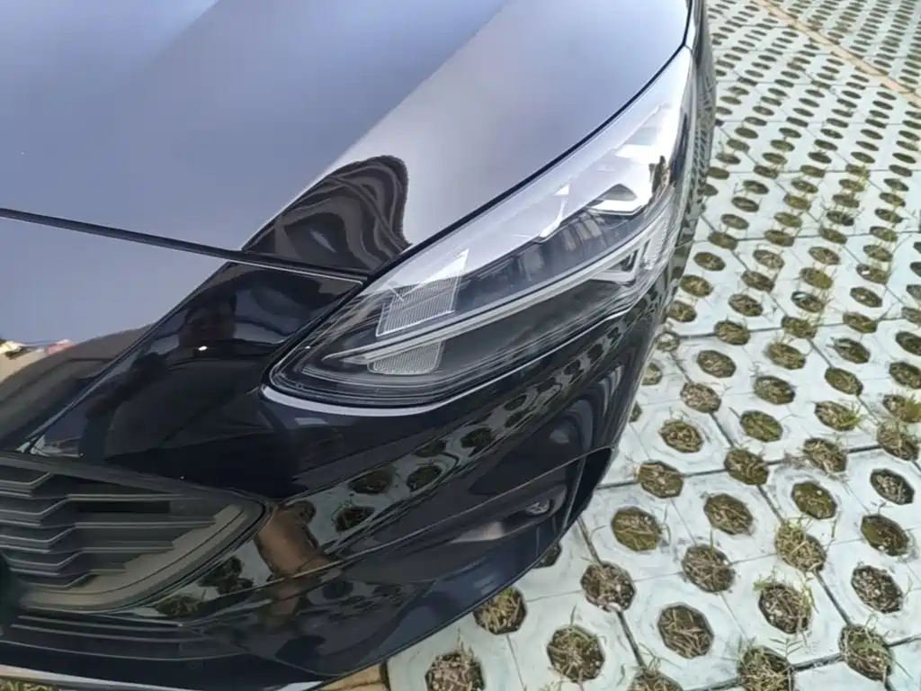 Ford Focus — миниатюра 24