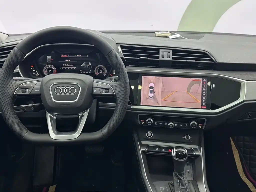 Audi Q3 — фотографии объявления, Фото 11