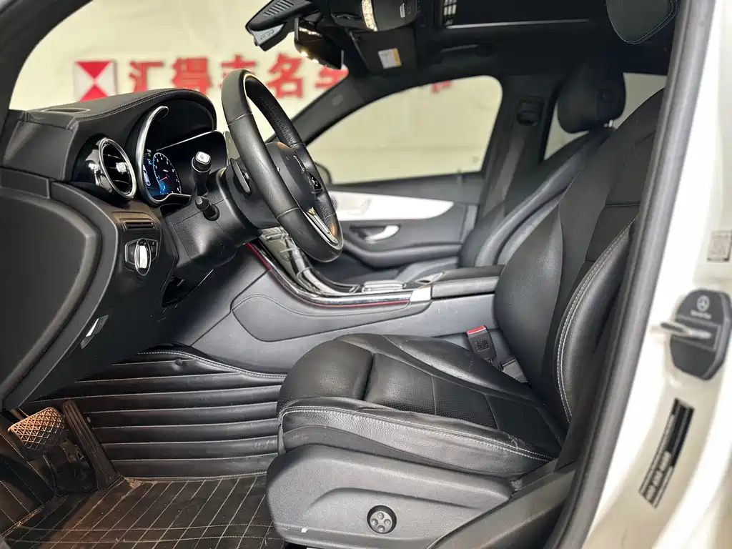 Mercedes-Benz GLC 2020 GLC 260 4MATIC SUV