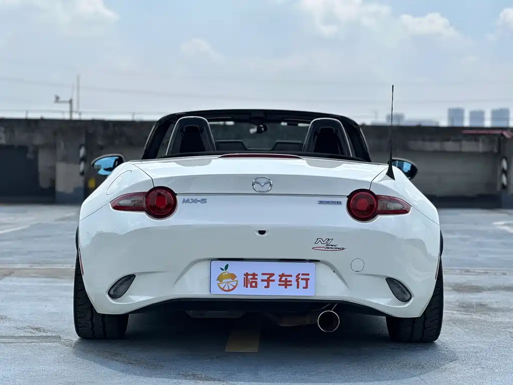 Mazda MX-5 — миниатюра 8