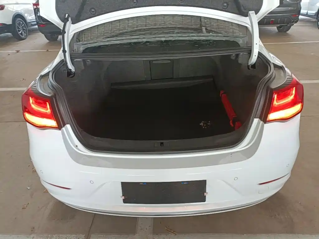 Chevrolet Malibu — миниатюра 19