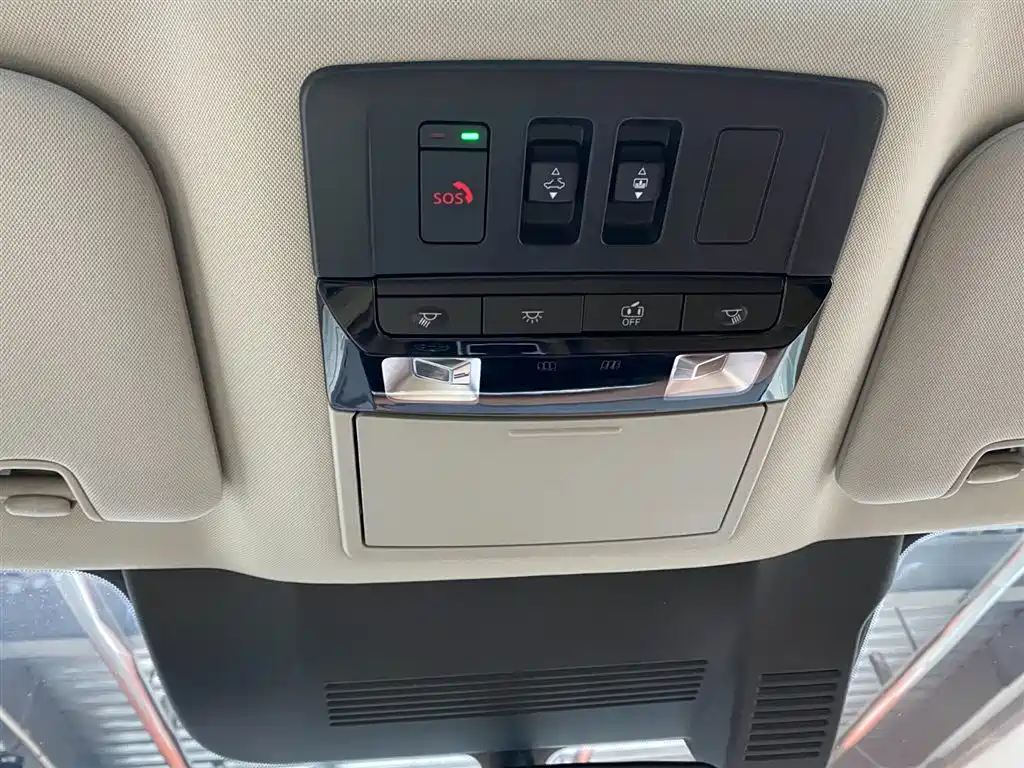 NISSAN EXPLORING THE LAND