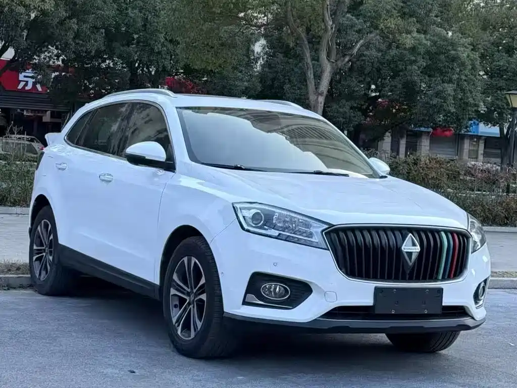 Borgward BX7 — миниатюра 3