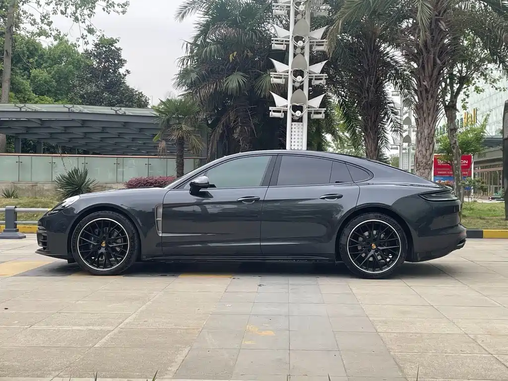 Porsche Panamera — миниатюра 5