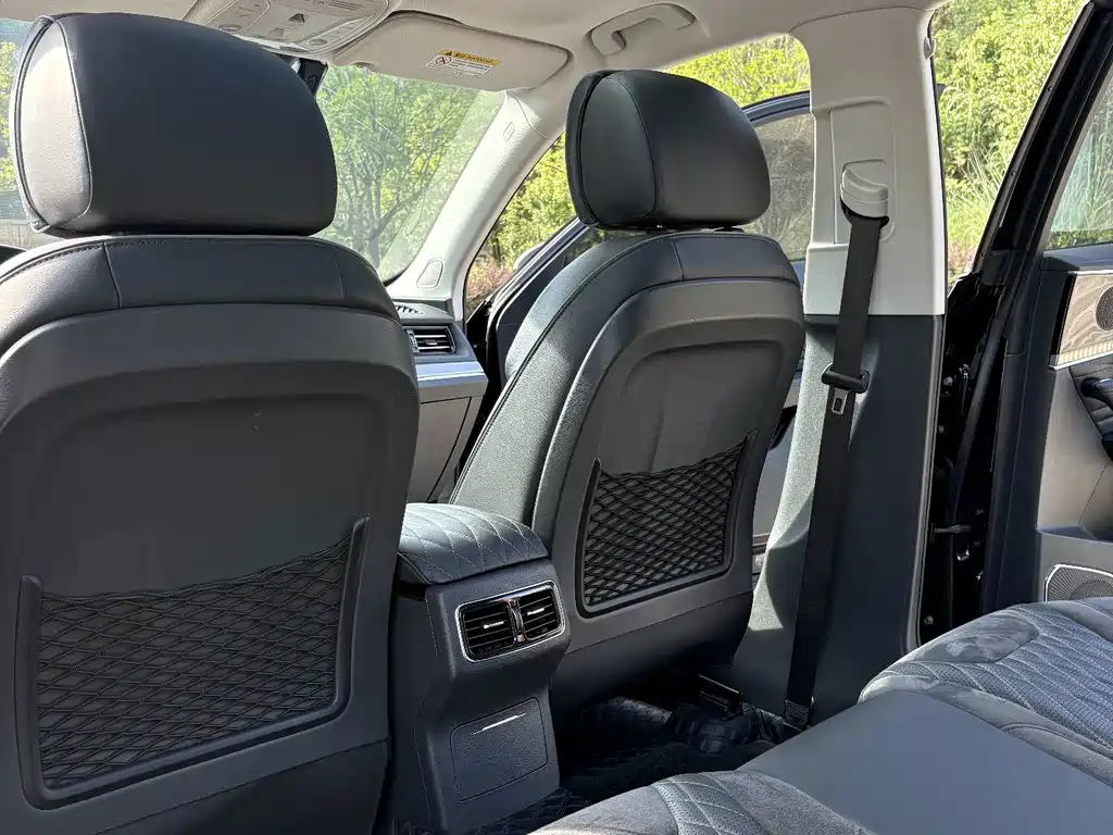 Hongqi Hongqi HS5 — миниатюра 10