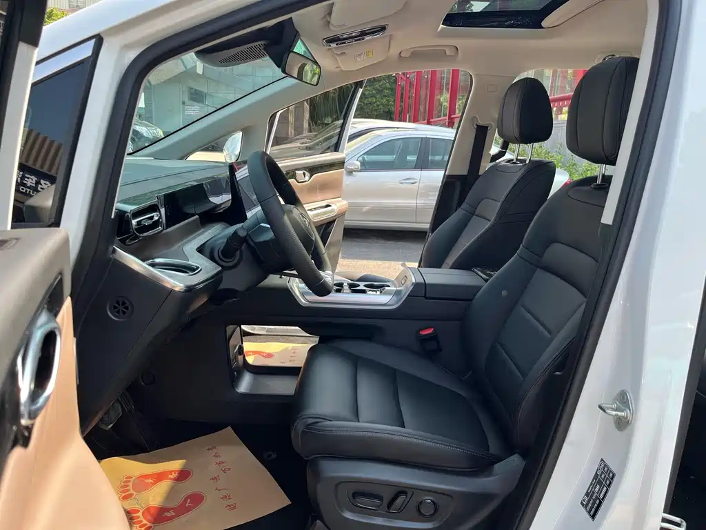 GAC Motor Trumpchi E8 — миниатюра 10