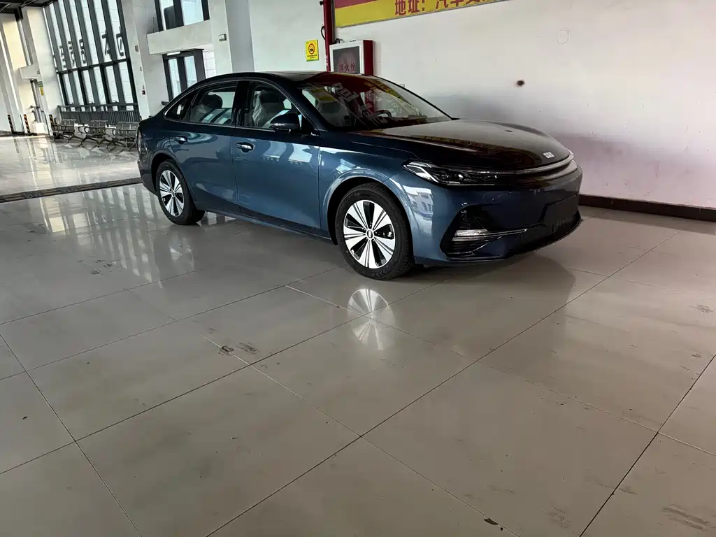 Geely Galaxy Galaxy A7 EM A7 EM 2025 EM-i 150km Premium