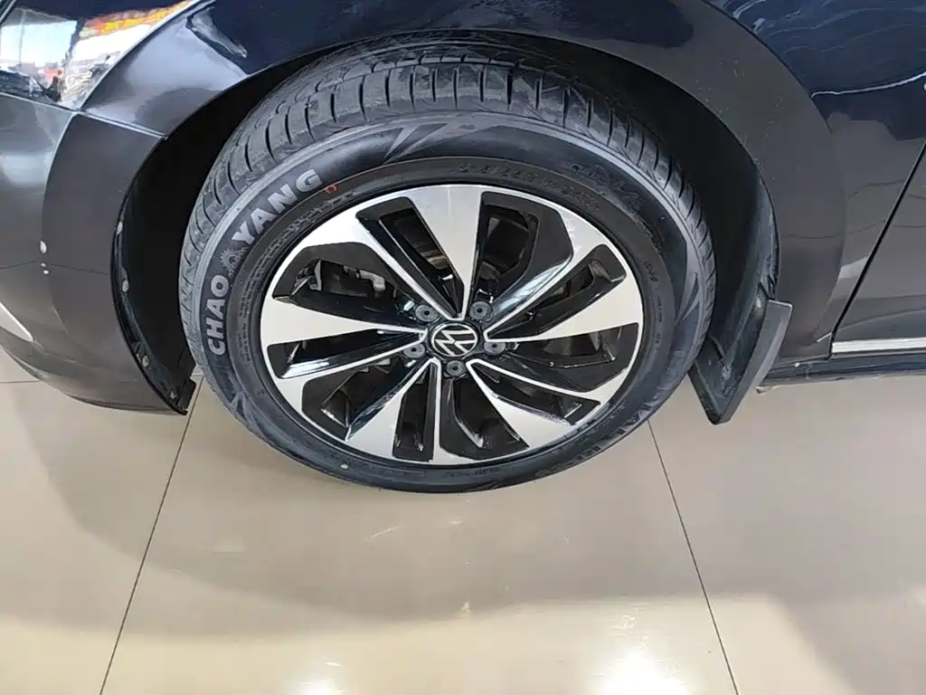 Volkswagen Passat — миниатюра 23