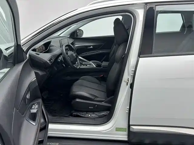 Peugeot 5008 — миниатюра 7
