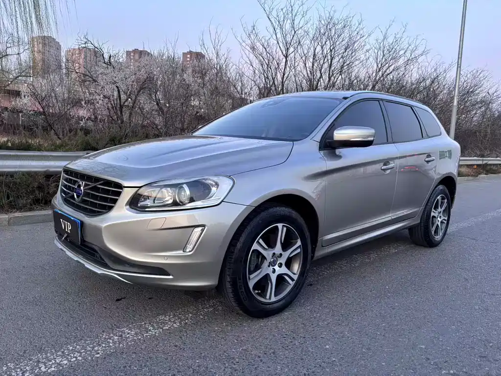 Купить Volvo XC60 (Import)