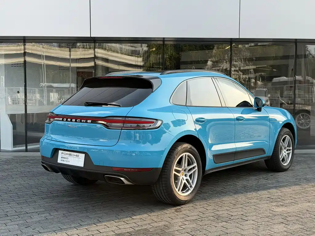 Porsche Macan — миниатюра 3