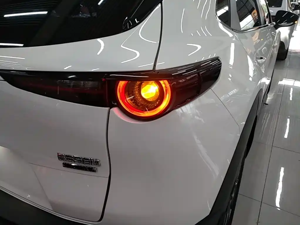 Mazda CX-30 — миниатюра 8