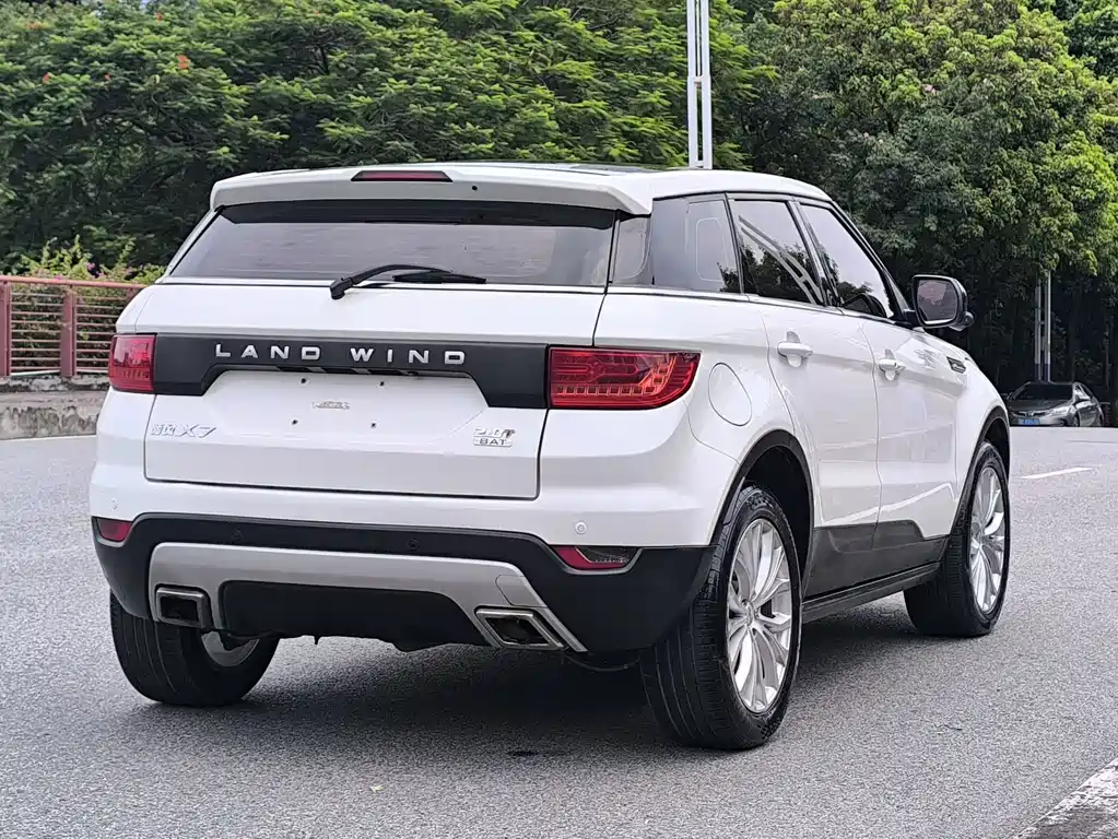 Landwind Landwind X7 — миниатюра 4