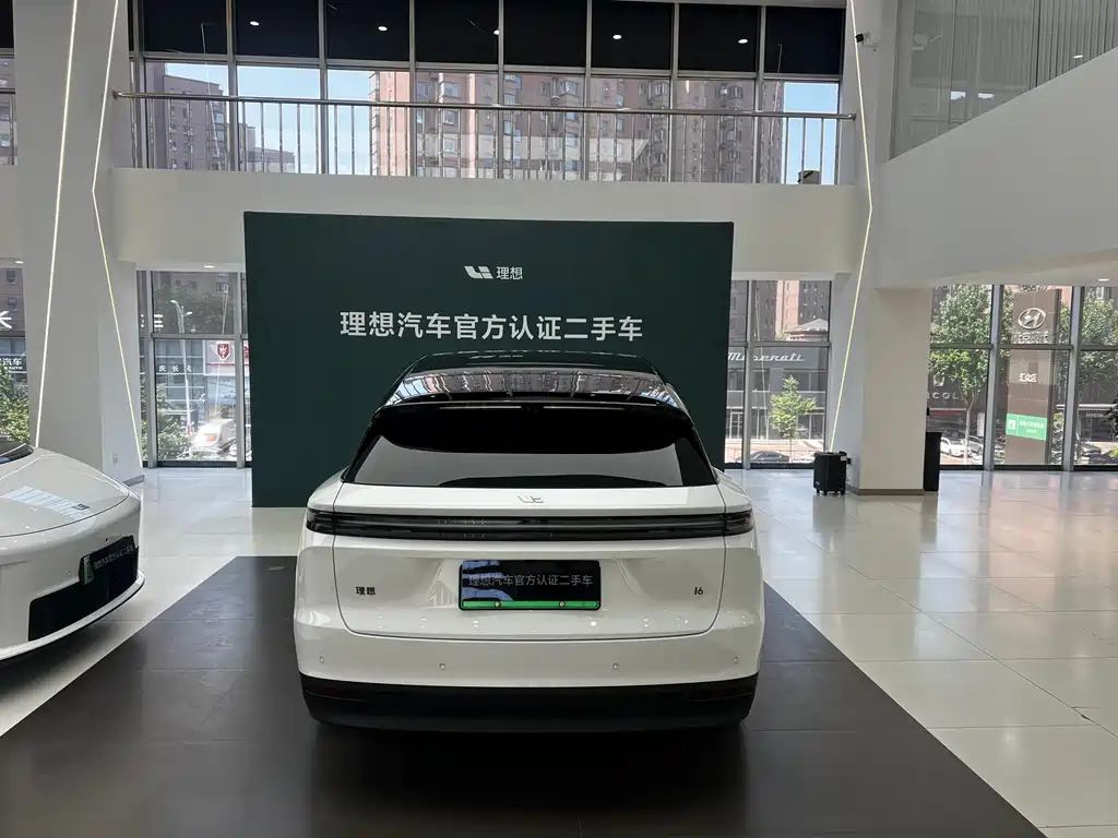 Li Auto i6 2025 Standard