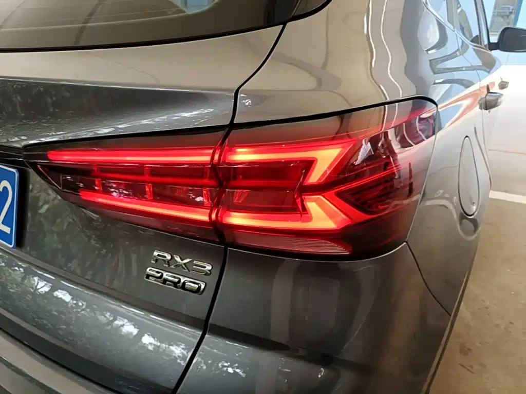 Roewe RX3 — миниатюра 8