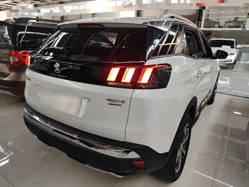 Peugeot 4008 — миниатюра 7