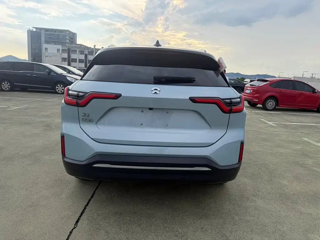 NIO ES6 — миниатюра 6