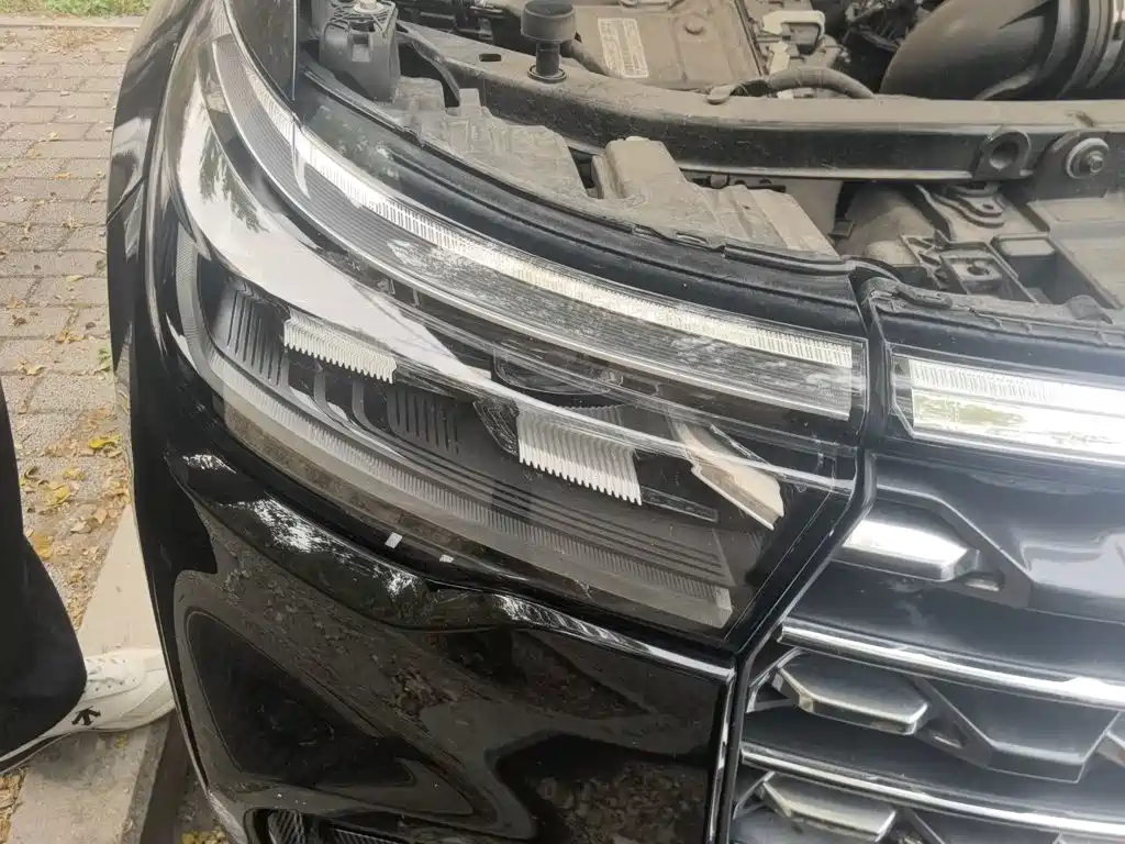 Ford Explorer — миниатюра 7