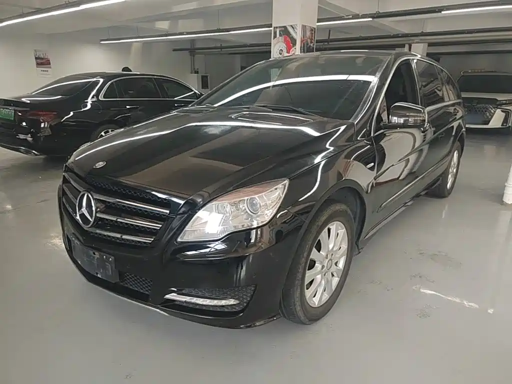 Mercedes-Benz R 2017 R 320 4MATIC