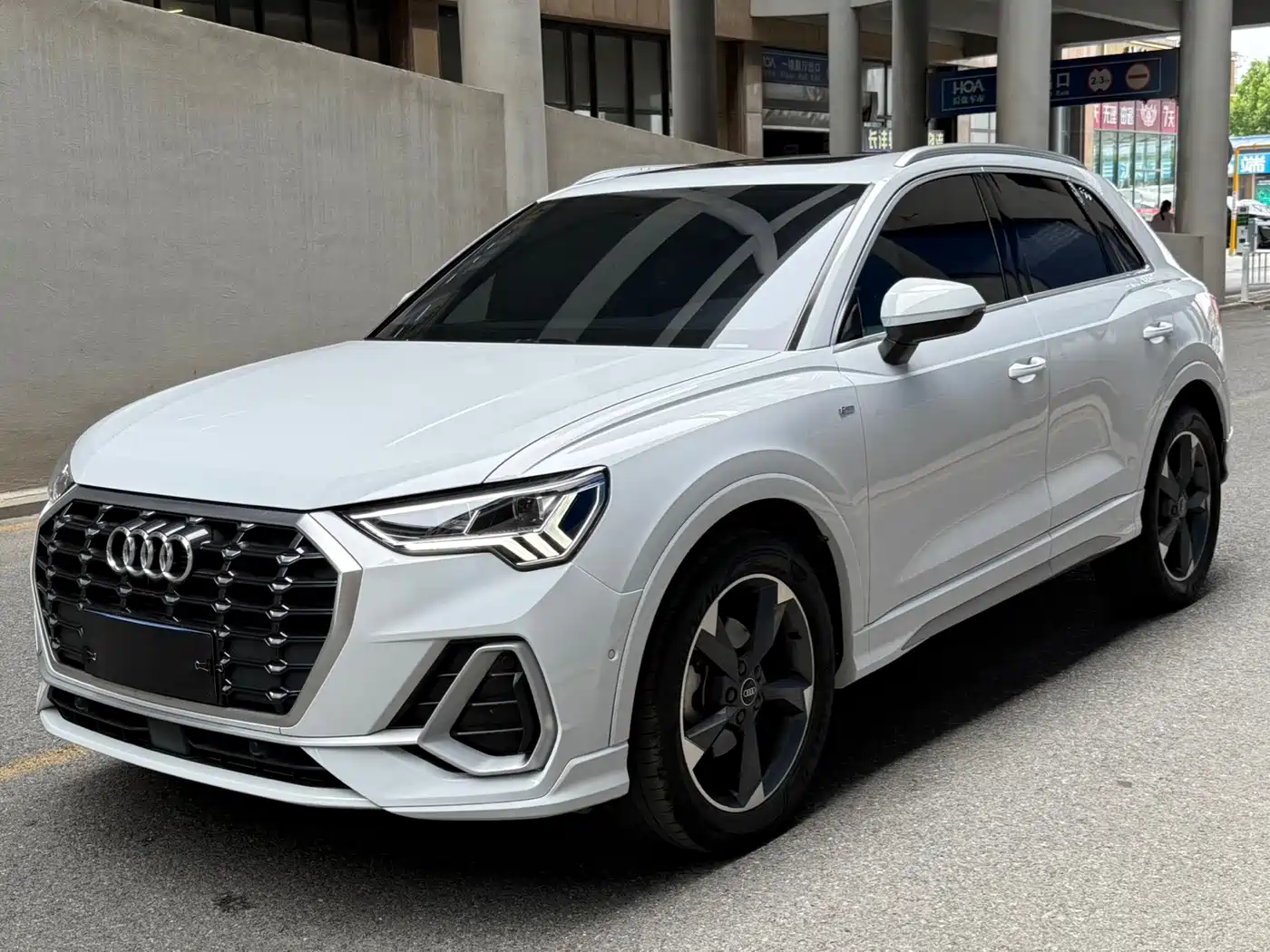 奥迪Q3 2023款 35 TFSI 时尚动感型（1.4T） 2023