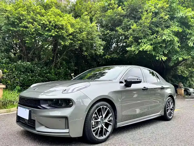 2022 Lynk & Co 03