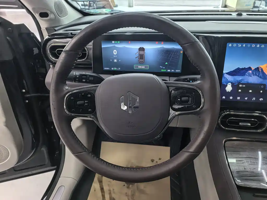 Leapmotor Leapmotor C11 — миниатюра 8