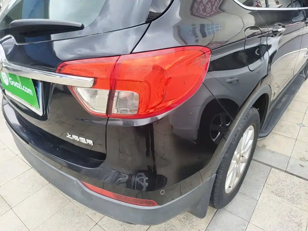 Buick Envision Plus — миниатюра 8