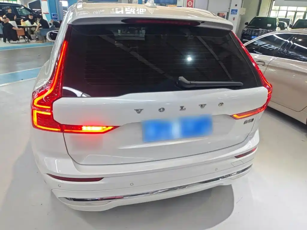 Volvo XC60 — миниатюра 6