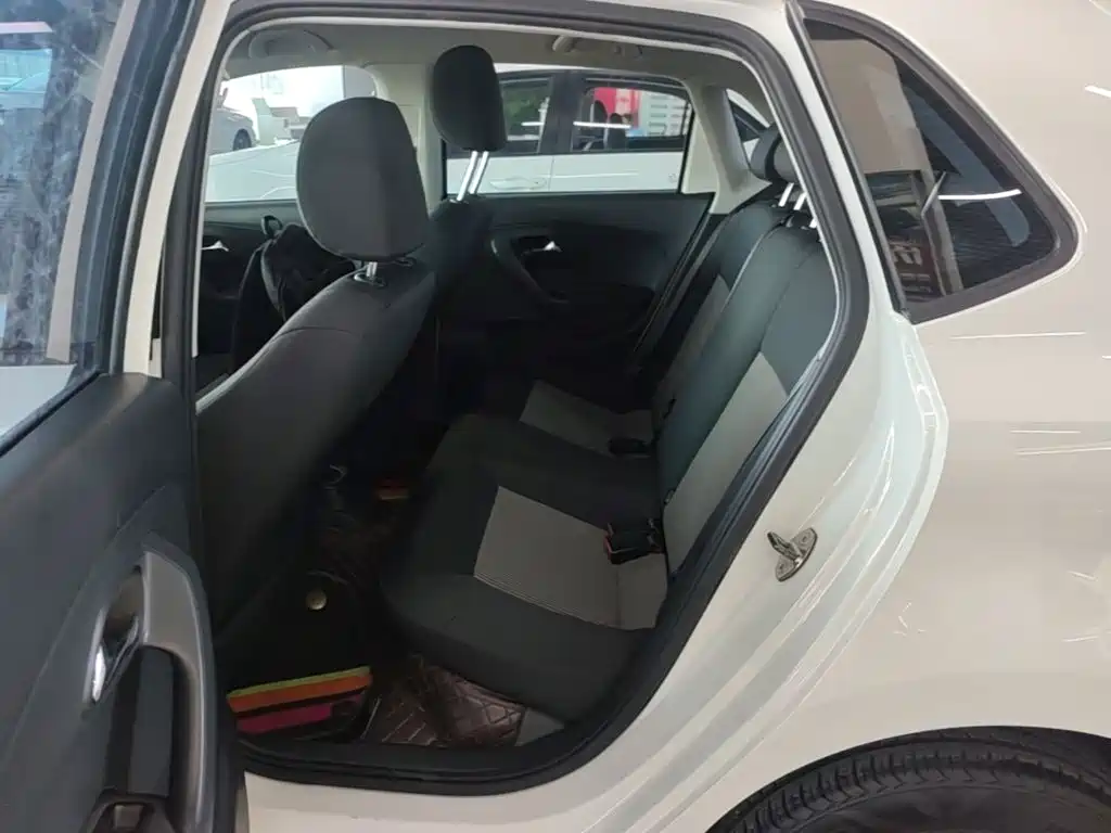 Volkswagen Polo — миниатюра 17