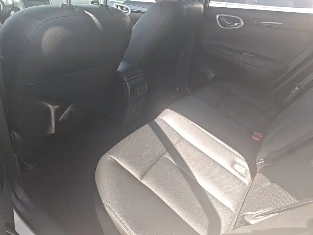 Nissan Sylphy — миниатюра 17