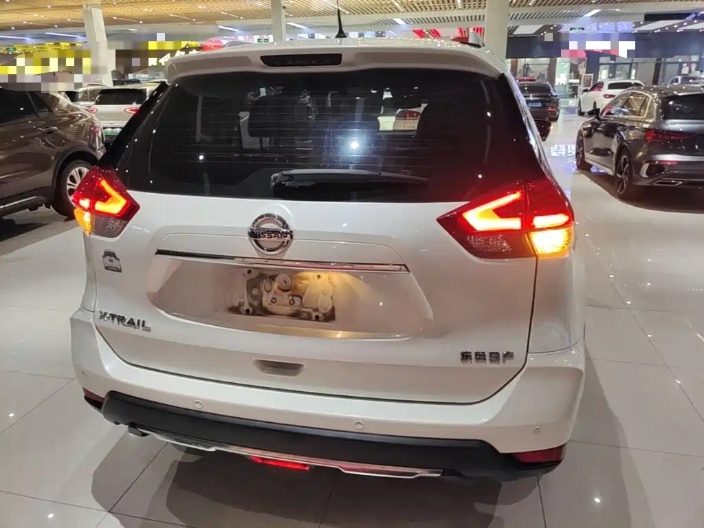 Nissan X-Trail — миниатюра 6