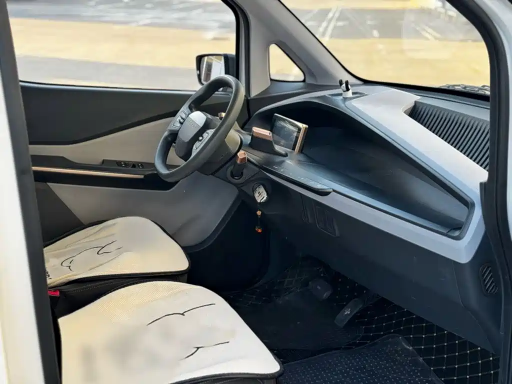 Baojun E200 — миниатюра 19