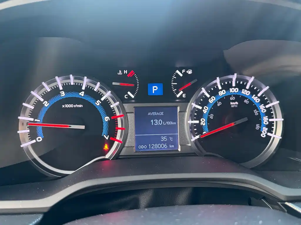 Toyota 4Runner — миниатюра 8
