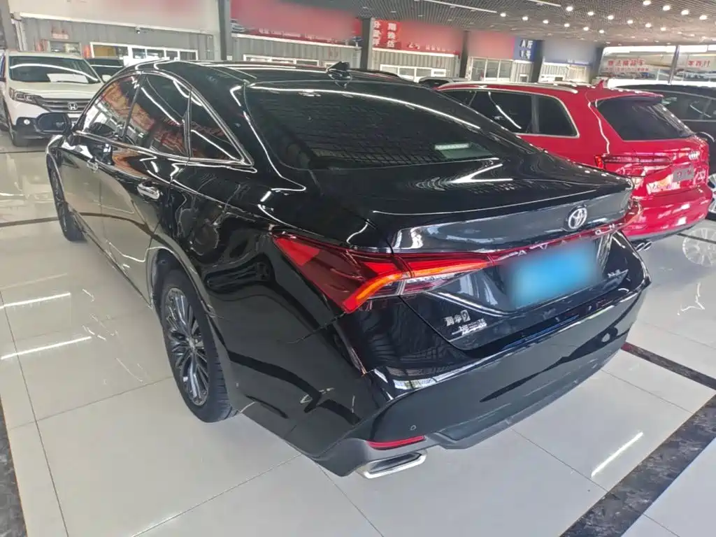 Toyota Avalon — миниатюра 5