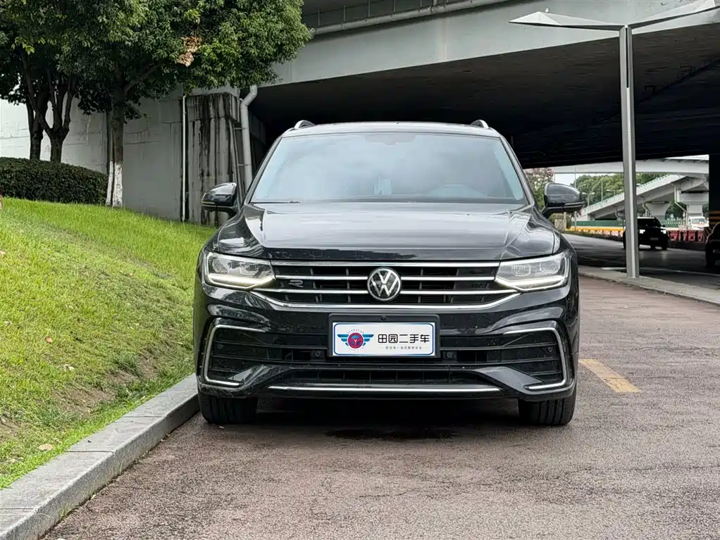 Volkswagen Tiguan L L 2025 330TSI AT R-Line
