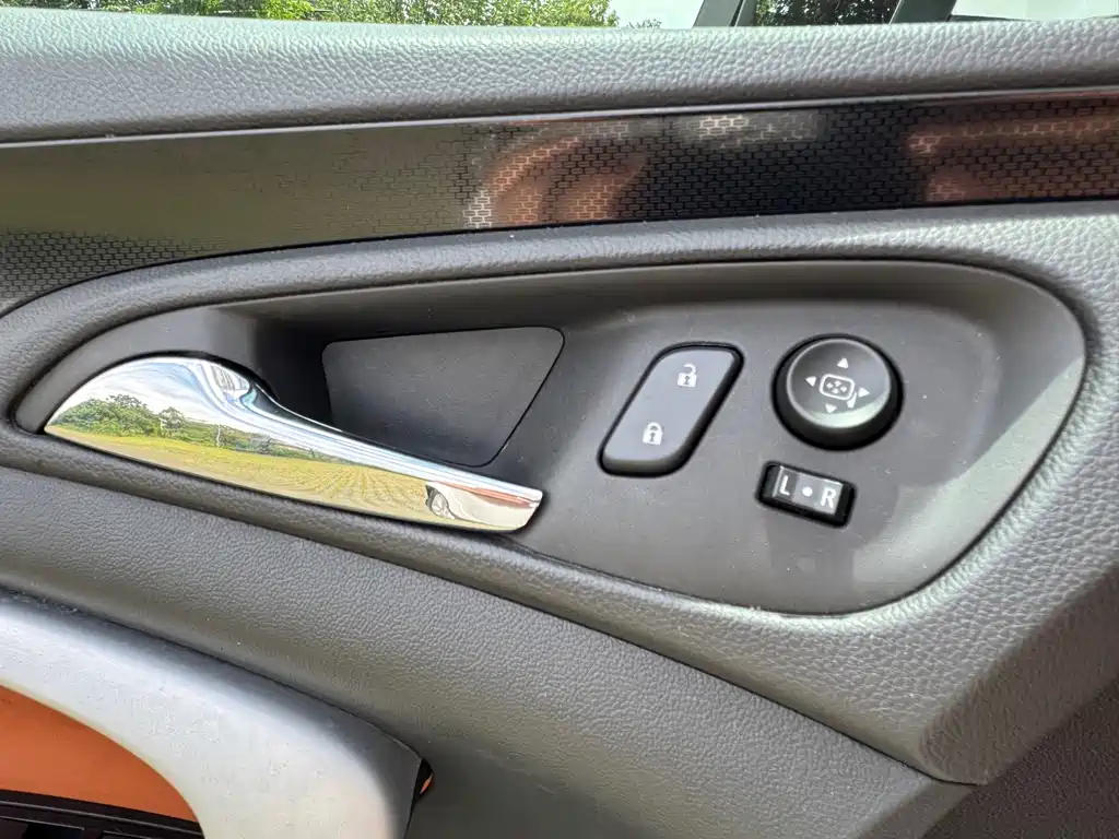 Buick Regal — миниатюра 15