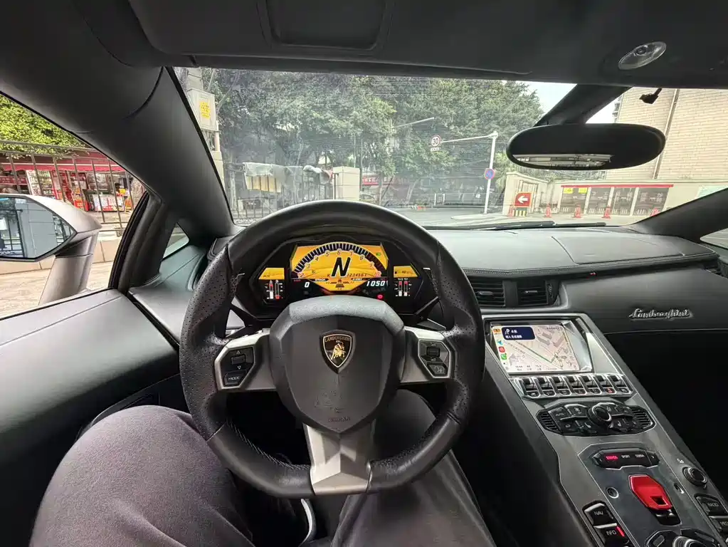 Lamborghini Aventador 2011 LP 700-4
