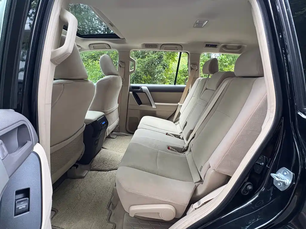 Toyota Prado (Import) — миниатюра 9