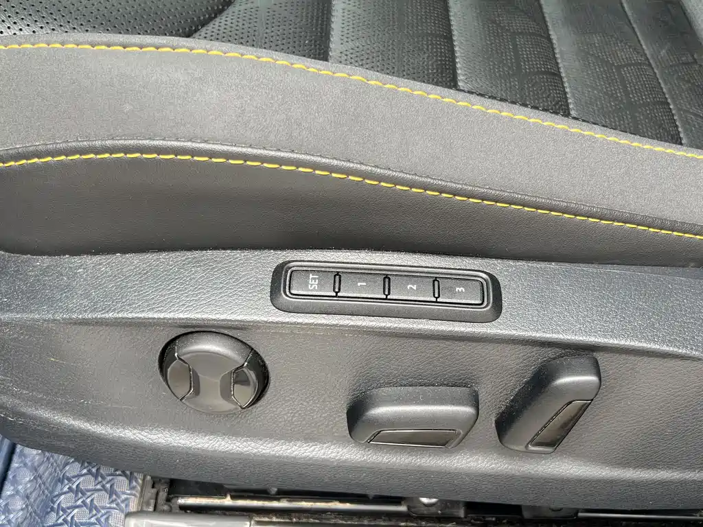 Volkswagen CC — миниатюра 10