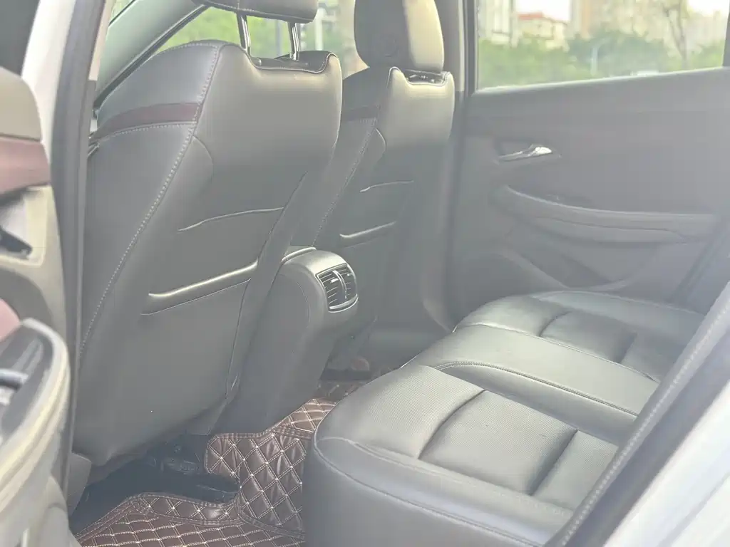 Chevrolet Malibu — миниатюра 5